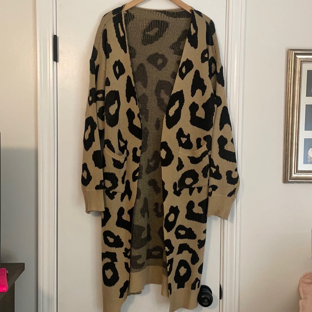 🐆 Long leopard print cardigan